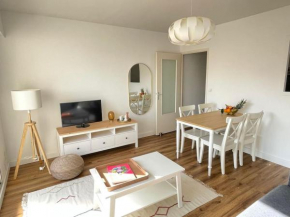 .L'Armor. Appartement avec terrasse & parking